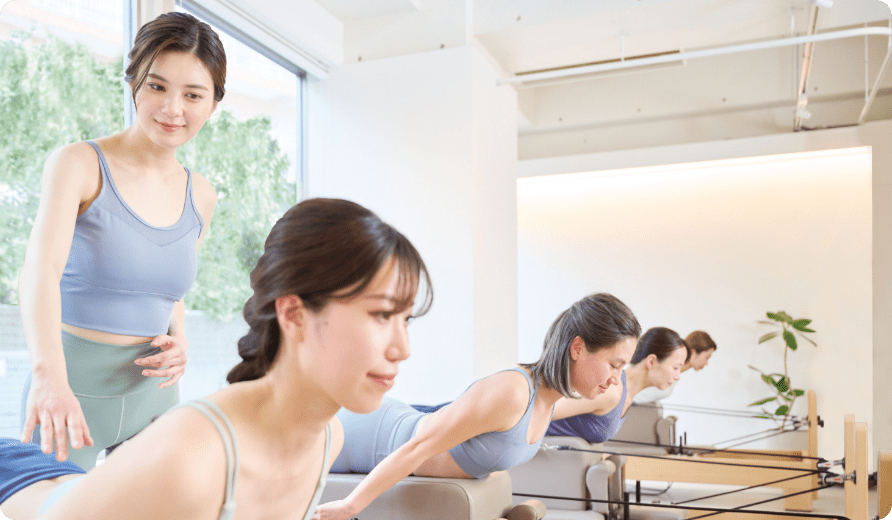 pilates mirror1 【求人】Pilates Mirror（ピラティスミラー） インストラクター募集中